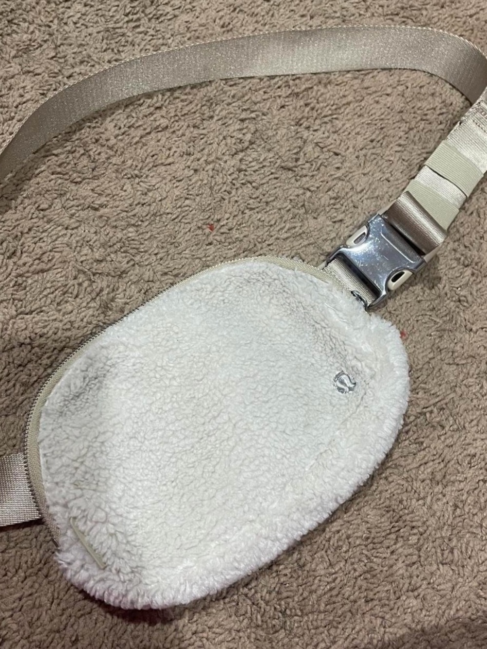 Lululemon Sherpa Crossbody Belt Bag